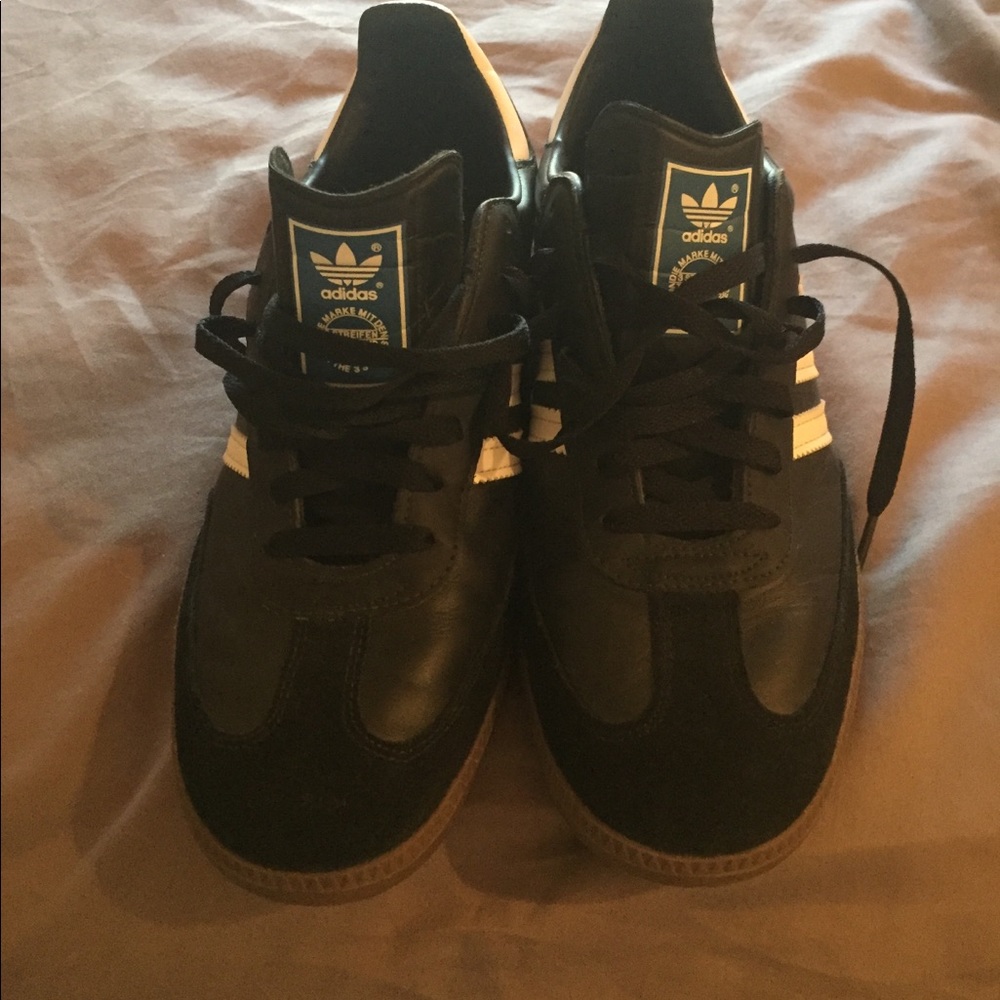 Adidas classic sambas